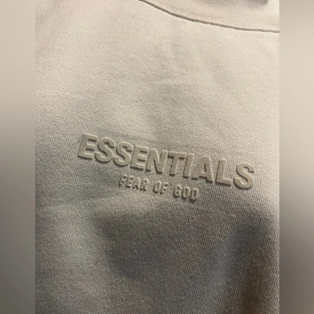 NWT Men’s ESSENTIALS Sweater - Egg Shell/Cream - 2XL - Picture 2 of 12